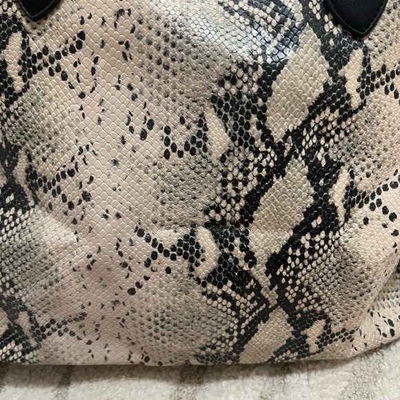 Steve Madden Snakeskin Tote - Picture 2 of 5